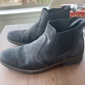 1901 Maple Waterproof Chelsea Boot, Black Leather, Size 11.5/45 (12), Some wear.